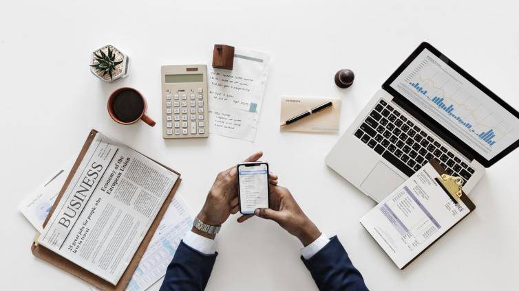 从月薪700到年薪百万CFO，她说成为CFO，7年就够了